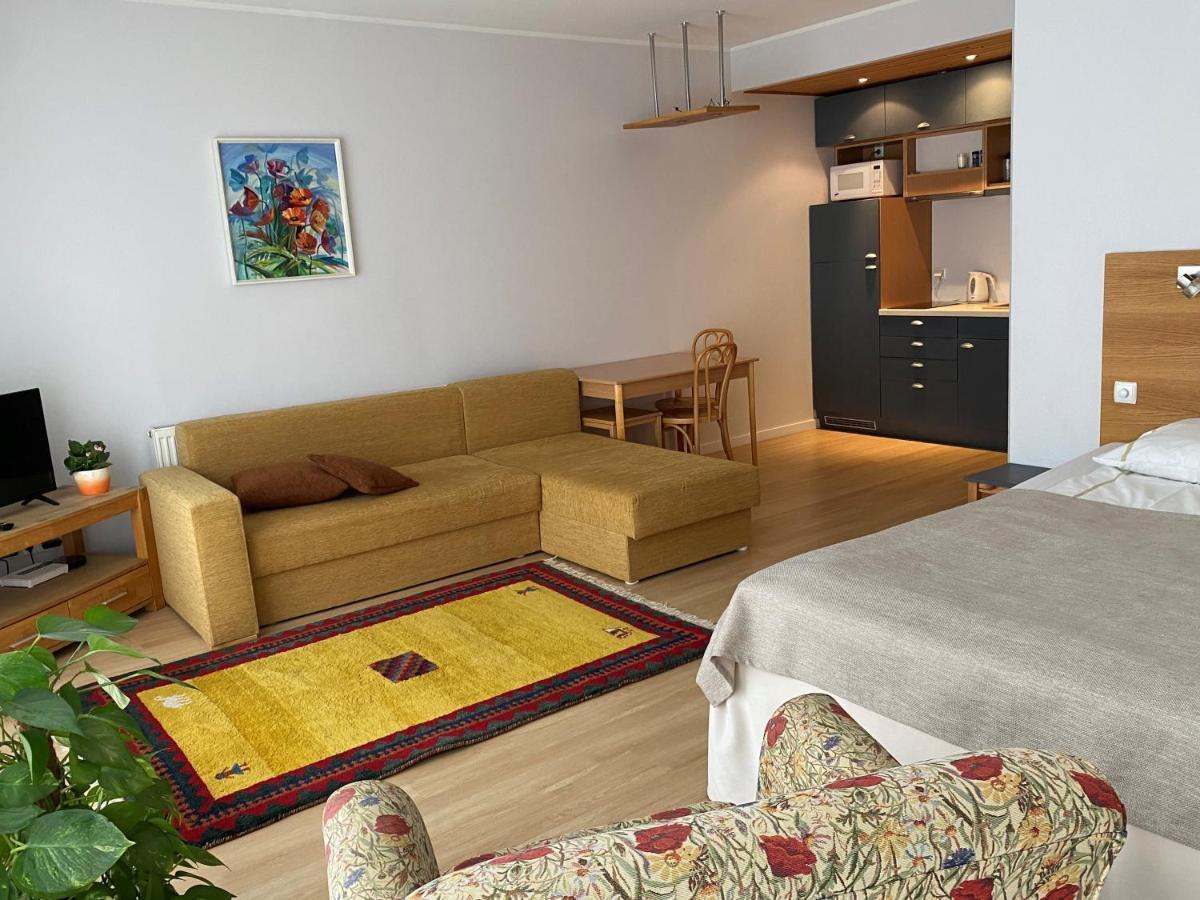 Kuressaare Tallinn Street Apartments Dış mekan fotoğraf